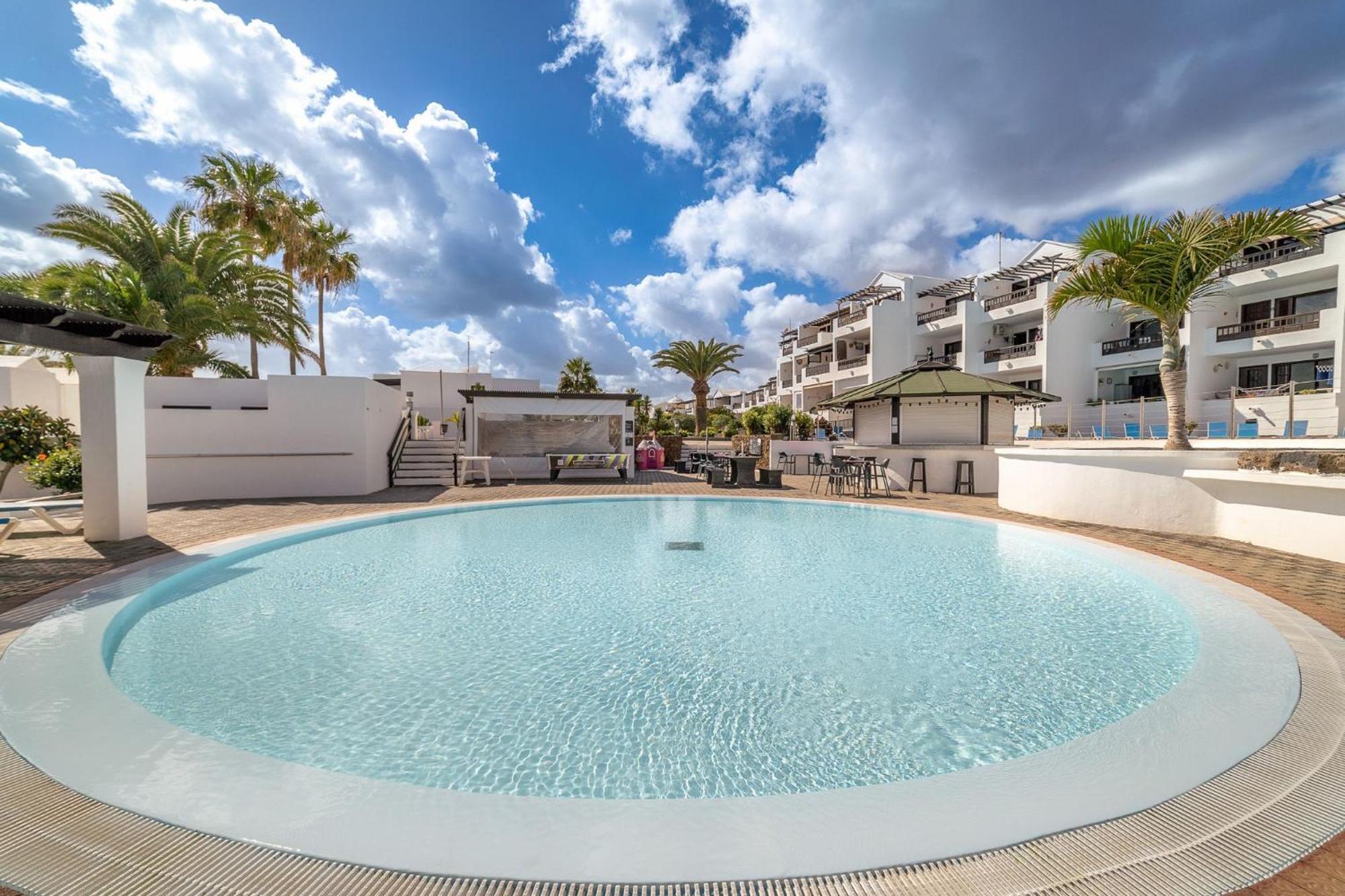 Playa Bastian 2 Habs 2 Banos Y Super Terraza Lejlighed Costa Teguise Eksteriør billede